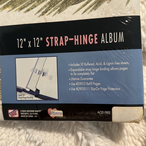 Strap-Hinge Album - Picture 6 of 11